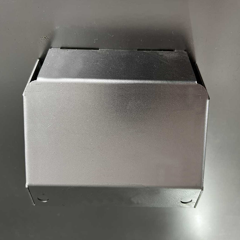Petites pièces d'emboutissage de tôle en aluminium automatique de matériel de commande numérique par ordinateur légère faite sur commande