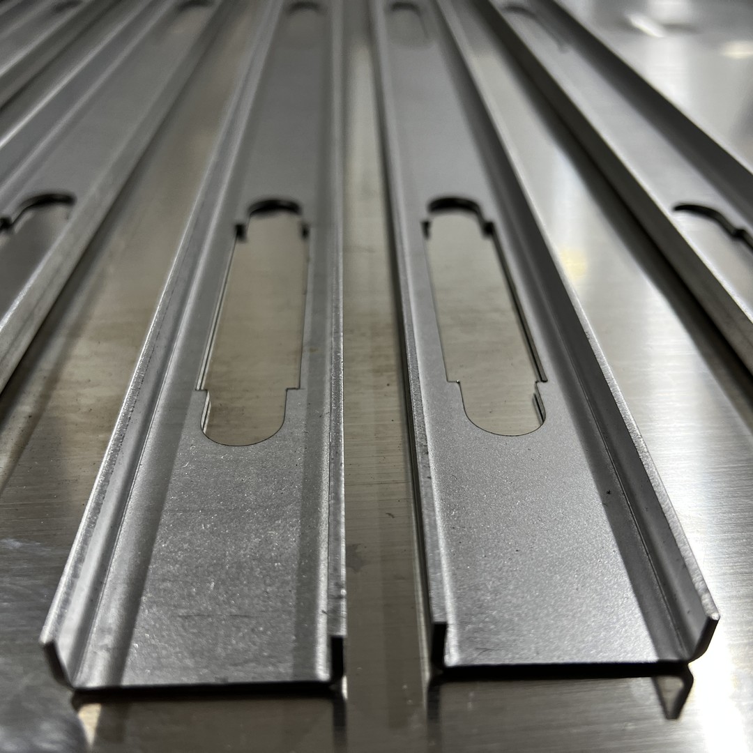 Pièces de tôlerie en aluminium de précision de haute qualité