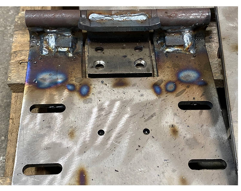 Pièce de soudure en acier de découpe laser de fabrication de métaux en acier