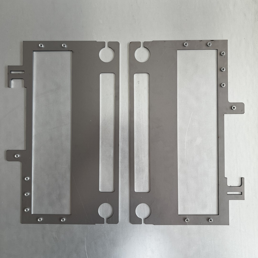 Pièces métalliques d'emboutissage de pliage CNC personnalisées