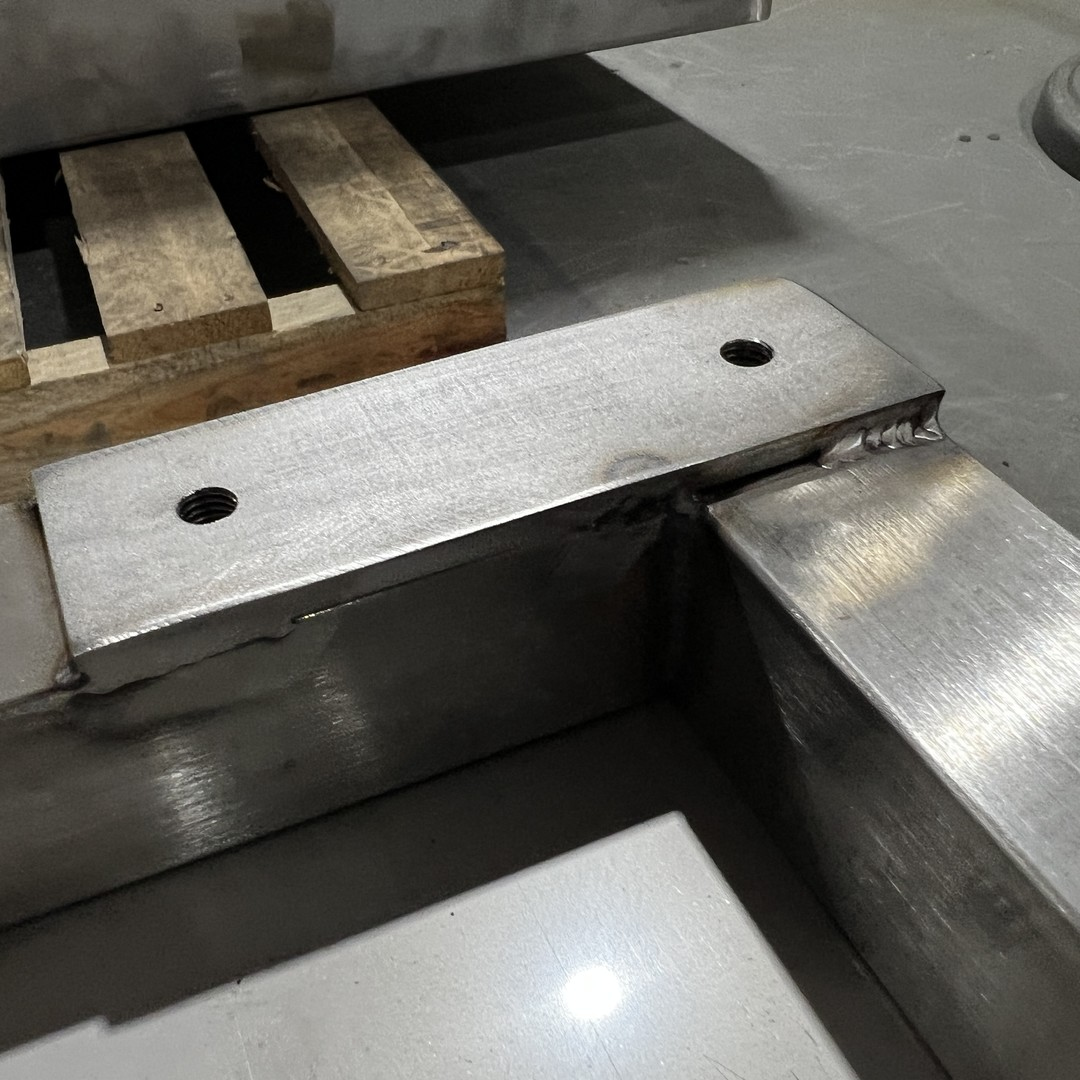 Service de soudure de clôture d'acier inoxydable de fabrication de partie de découpage de laser de tôle